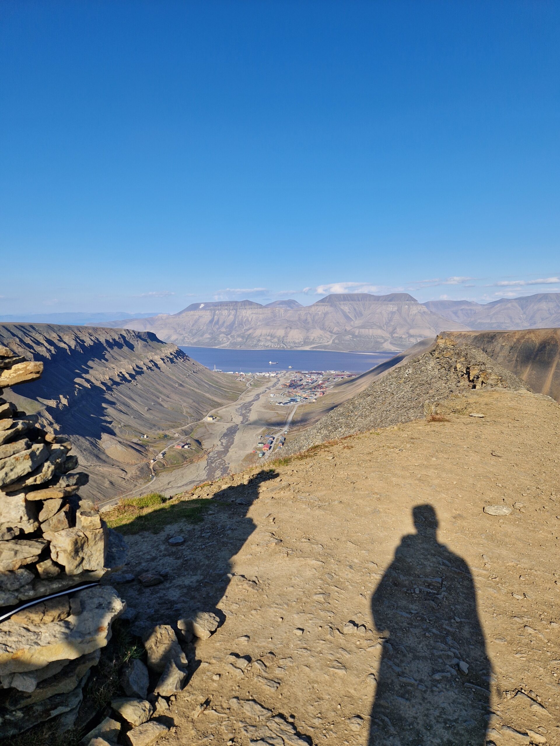 Resources for Planning a Hike on Svalbard